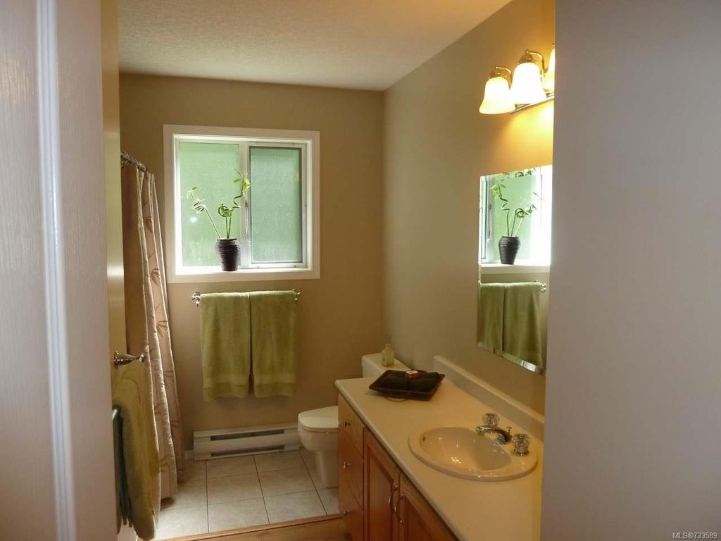 listing image 16048800624401614821