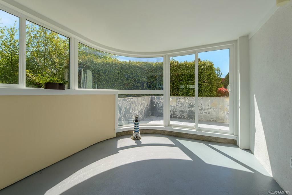 listing image 16044126209171546463