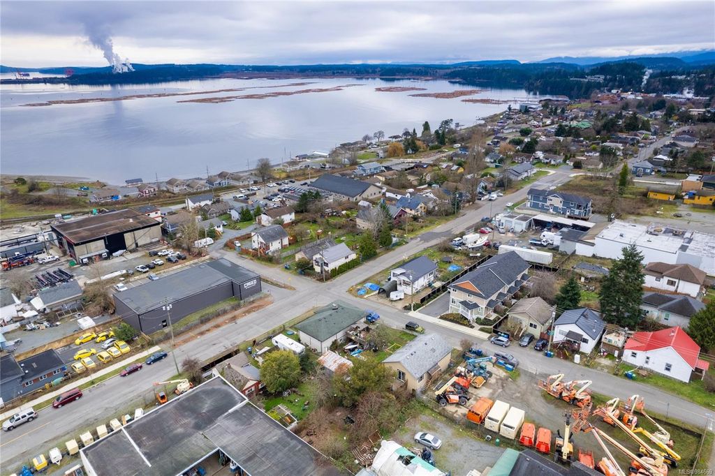 listing image 16040640888549450838