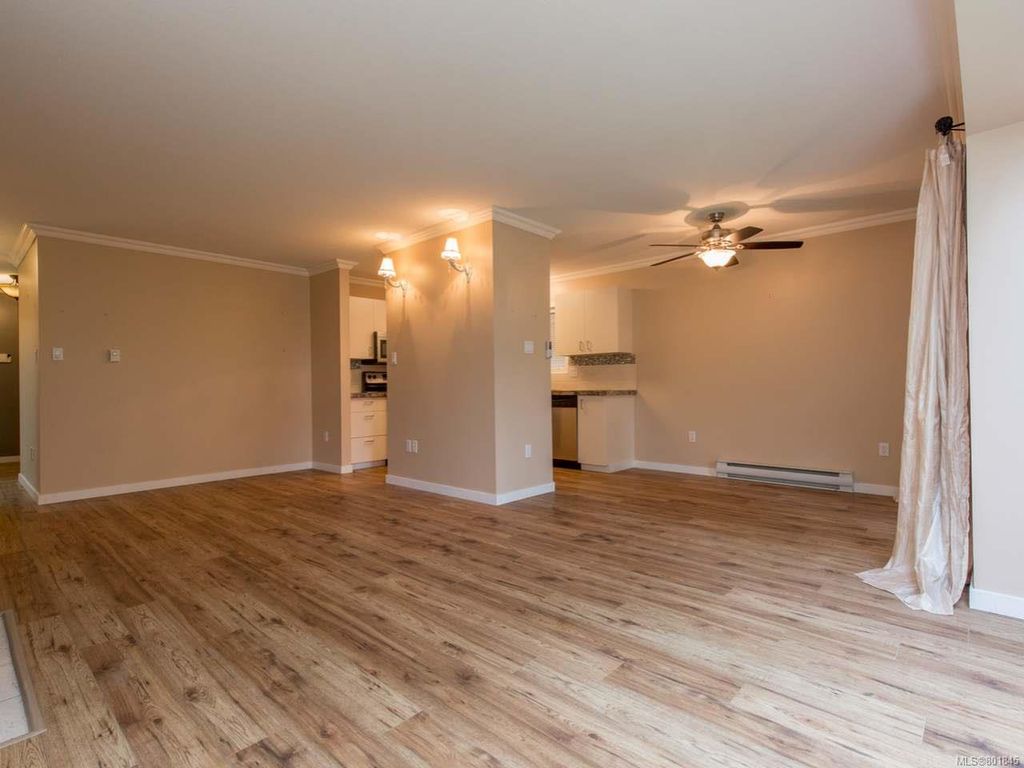 listing image 16044817699973927460