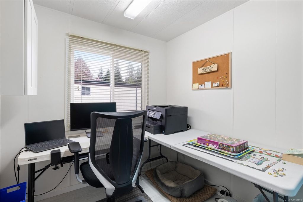 listing image 16048448612964932014