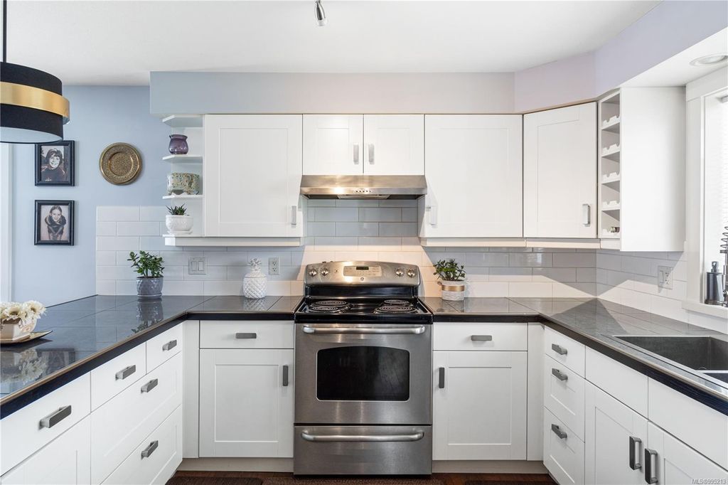 listing image 16042994339768476933