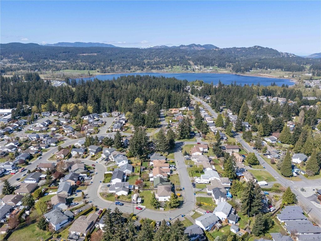 listing image 16048687550352340914