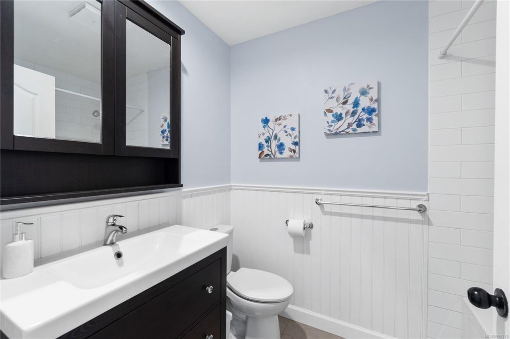 listing image 16041854929625618709