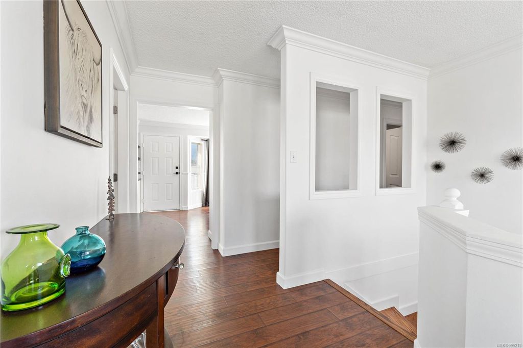 listing image 16040839976173007175
