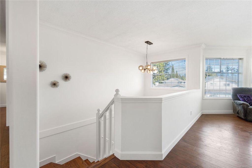 listing image 16046910156513309561