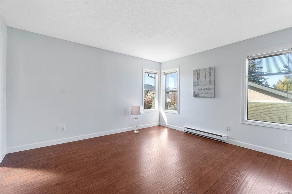 listing image 16043899508513375501