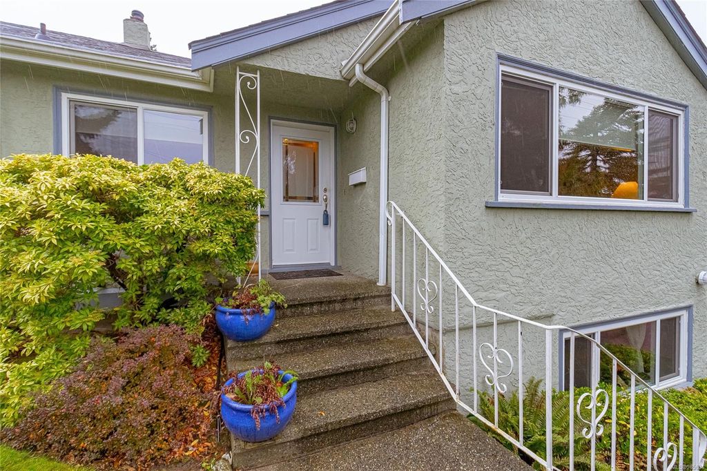listing image 16049928302247317079