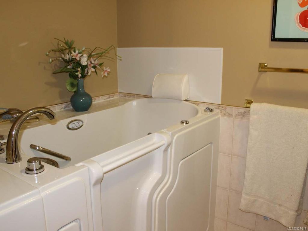 listing image 1604404844038