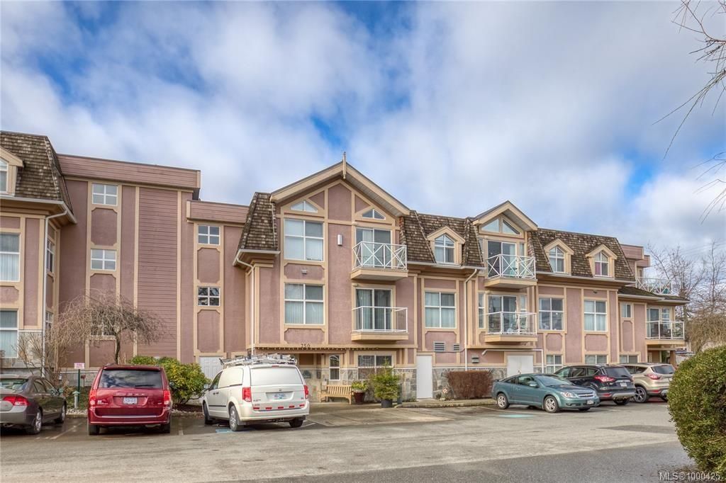 listing image 16042954138846806757
