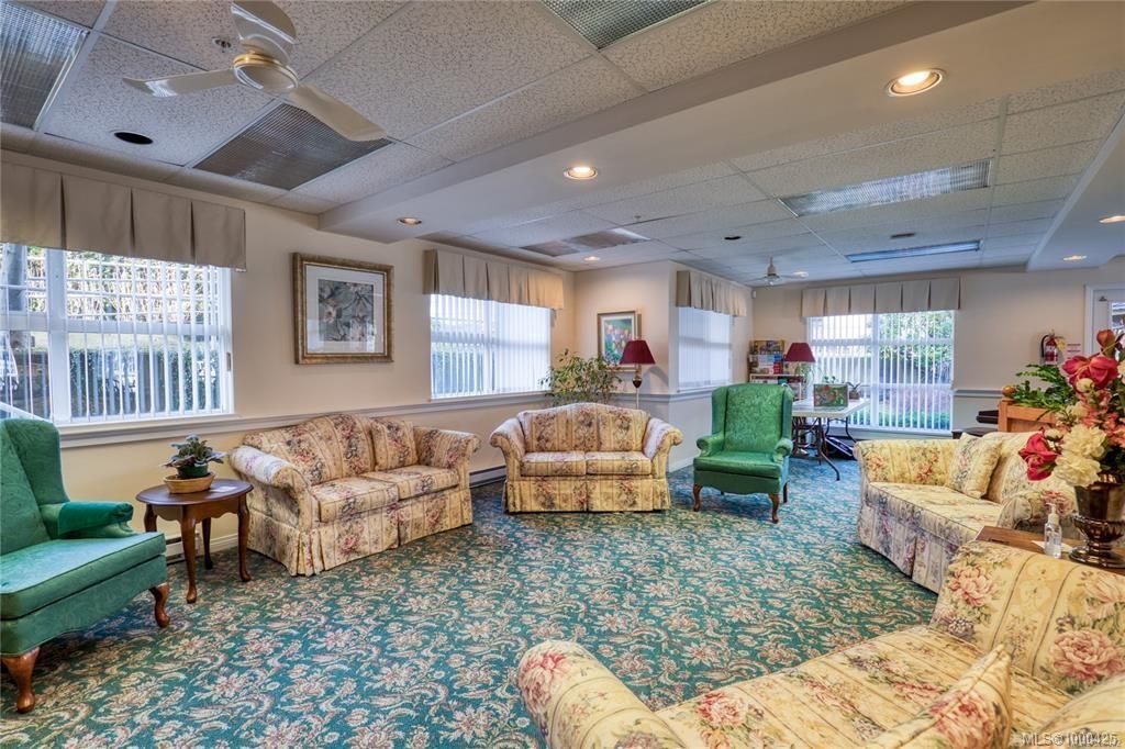 listing image 16044272987523474733