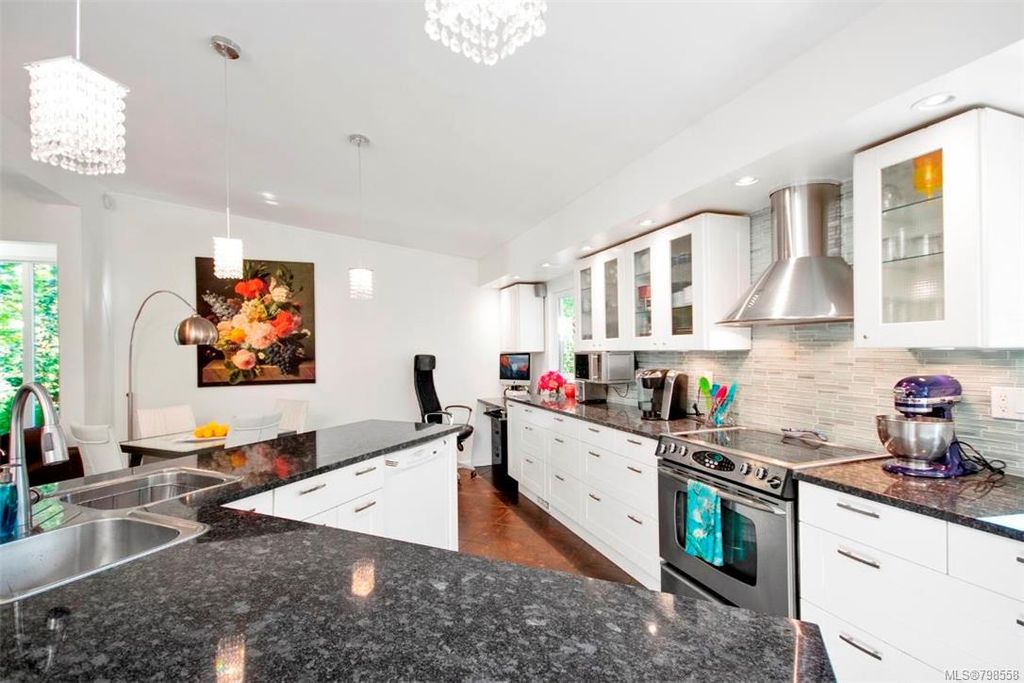 listing image 16043548553115718052