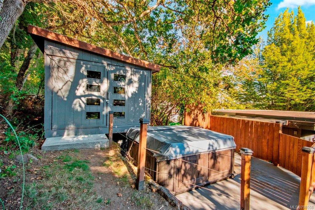 listing image 16042359934413063910