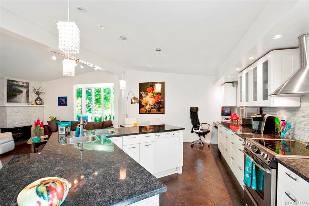 listing image 16045512865824737459