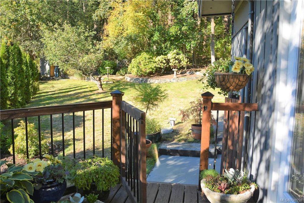 listing image 16047198769178643390