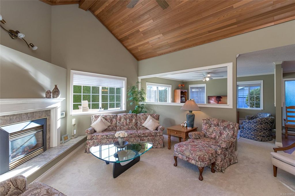 listing image 16040063983462997937