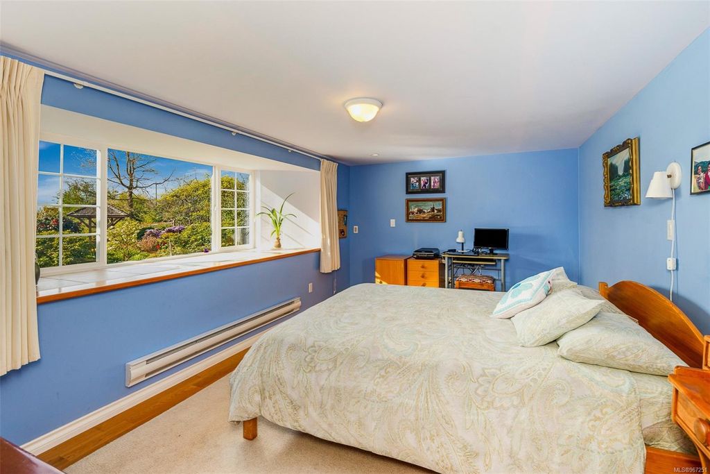 listing image 16047596683831351460