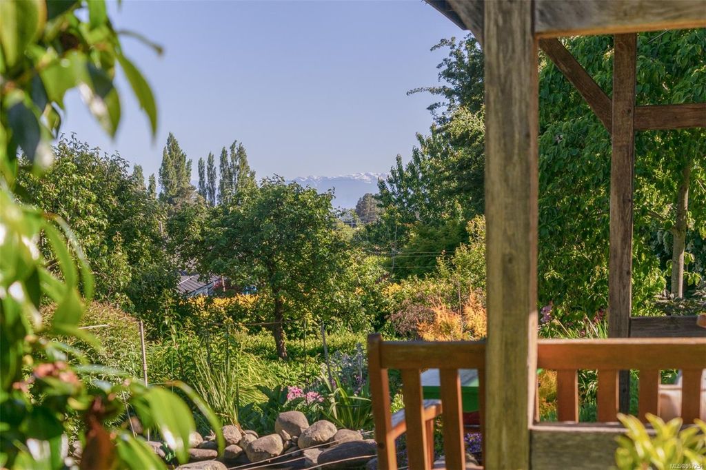 listing image 16048496881349355958