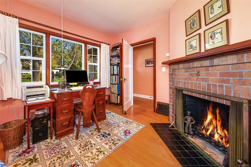 listing image 16043344752870376961