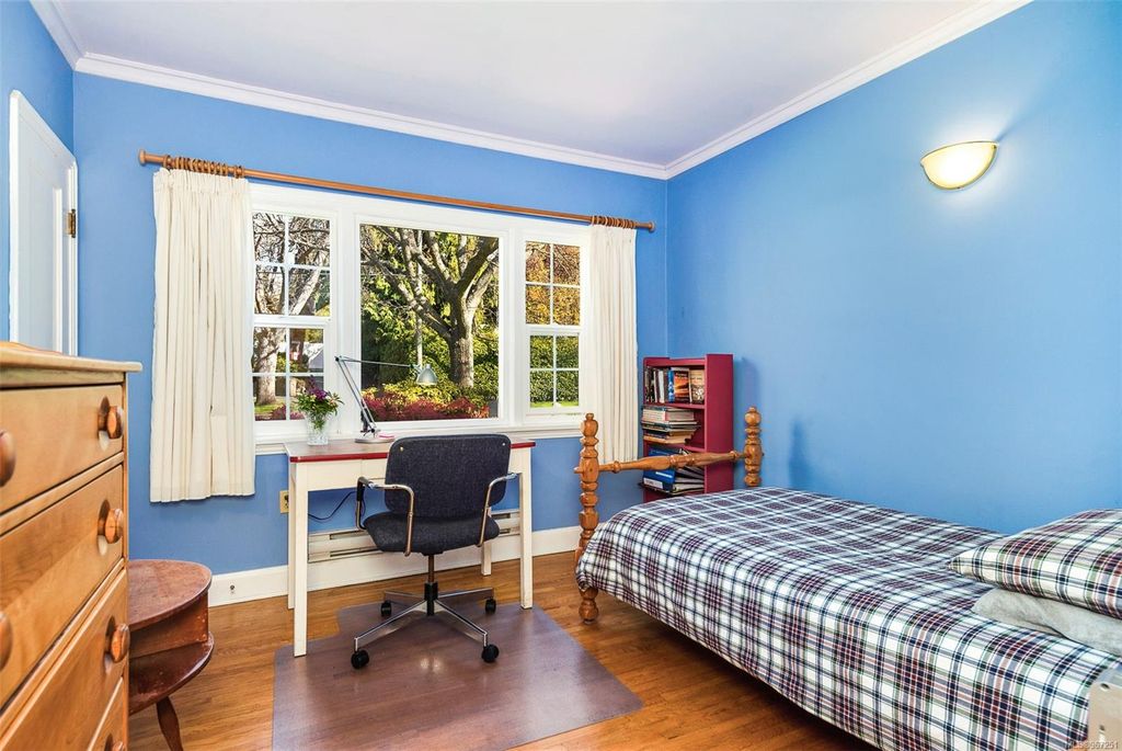listing image 16042265777897515333