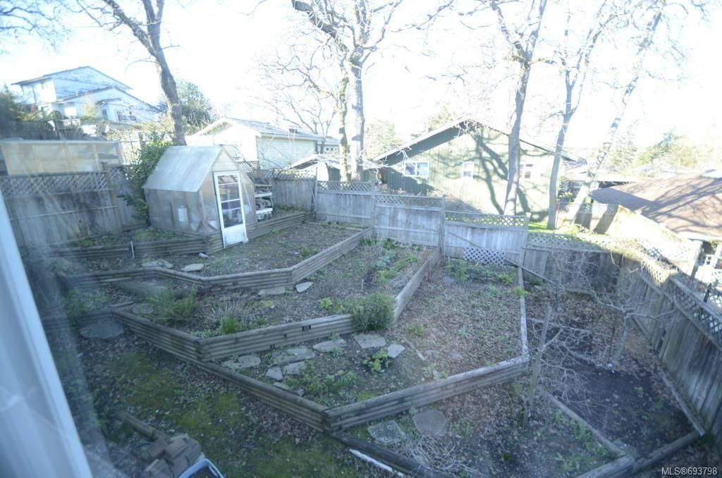 listing image 16041554625143960821