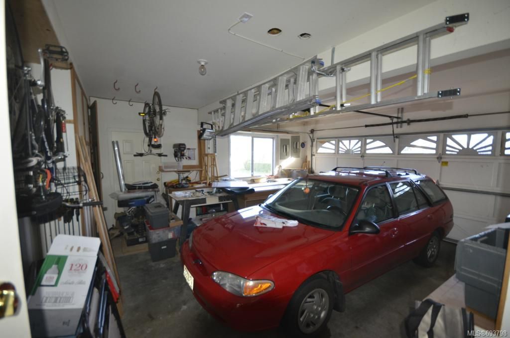 listing image 16042092113274238005