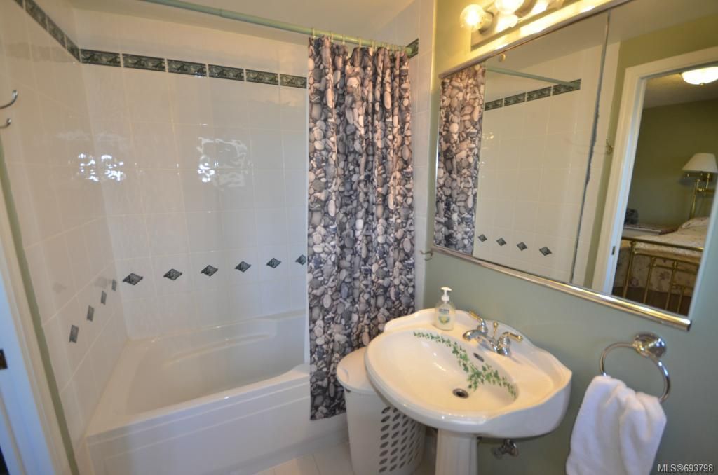 listing image 16049184387974030762