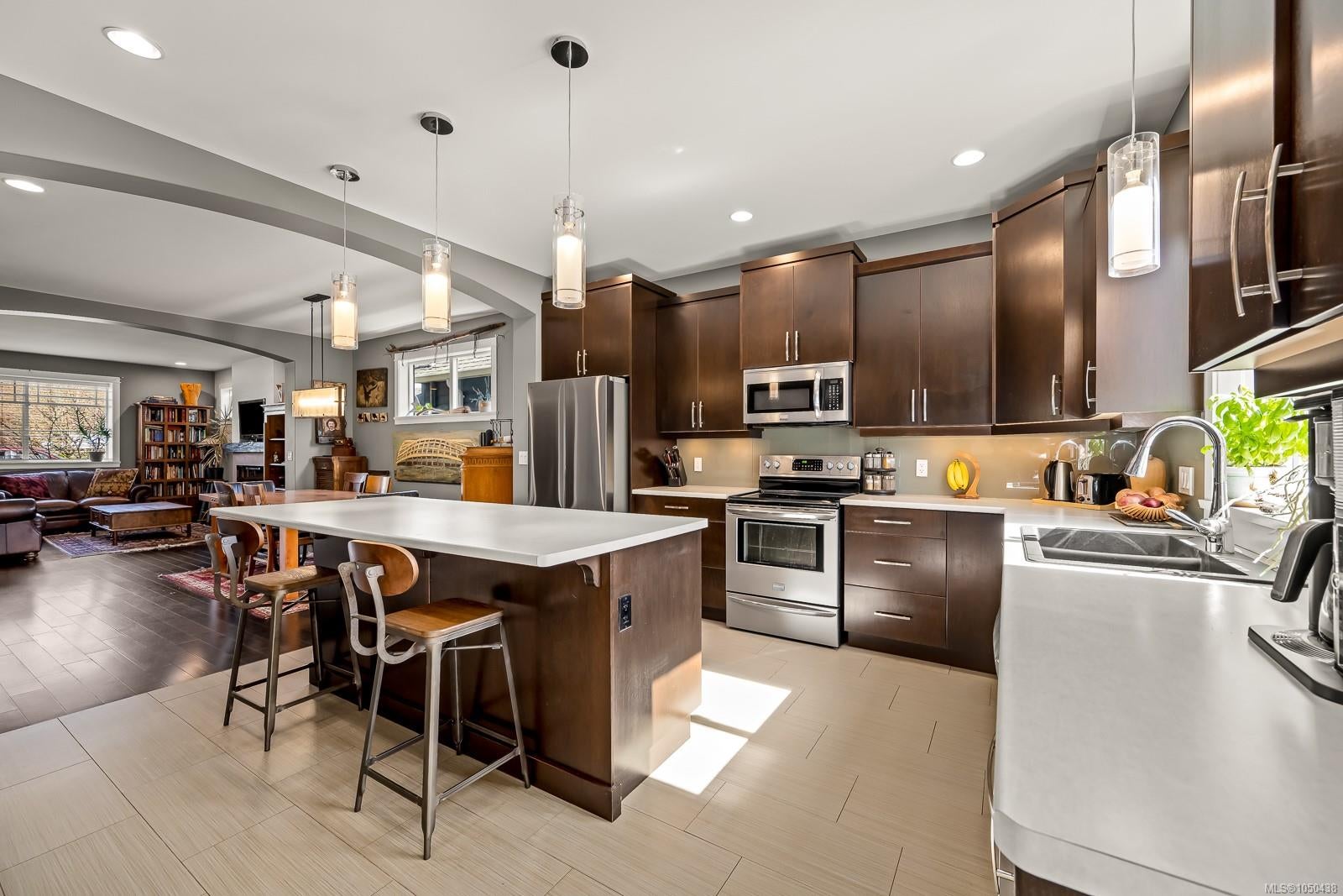232 2nd St