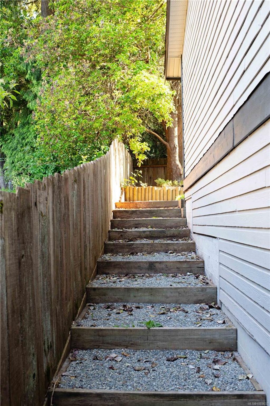 listing image 16049257761204893650