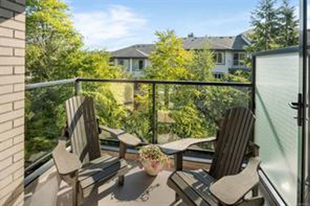 listing image 16041738253133