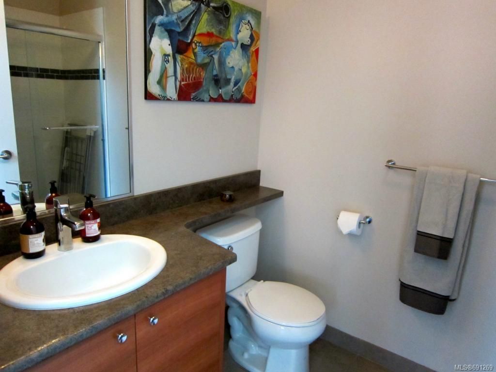 listing image 16042037714622303836