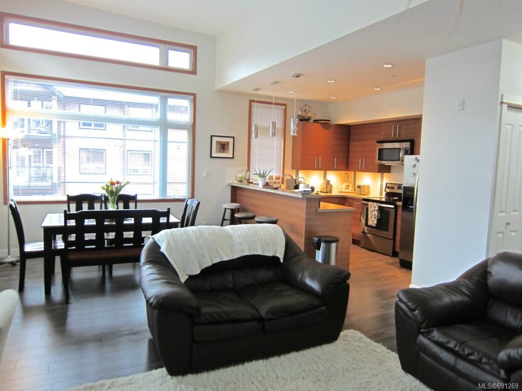 listing image 16049276851887605583
