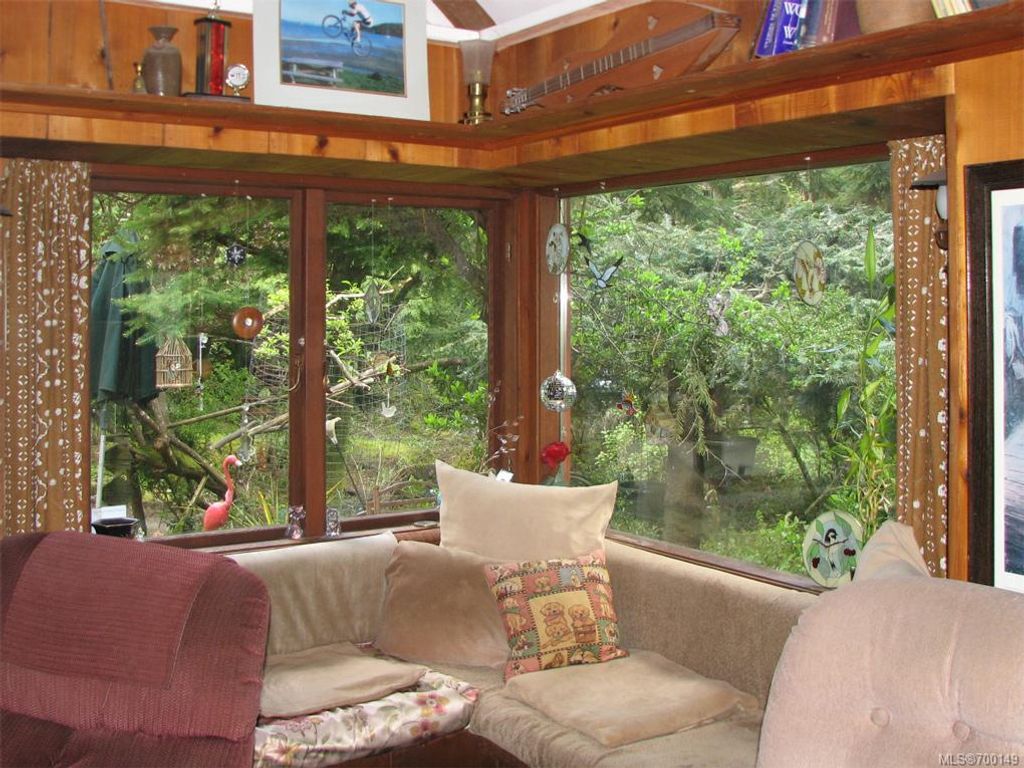 listing image 16042813776113500837