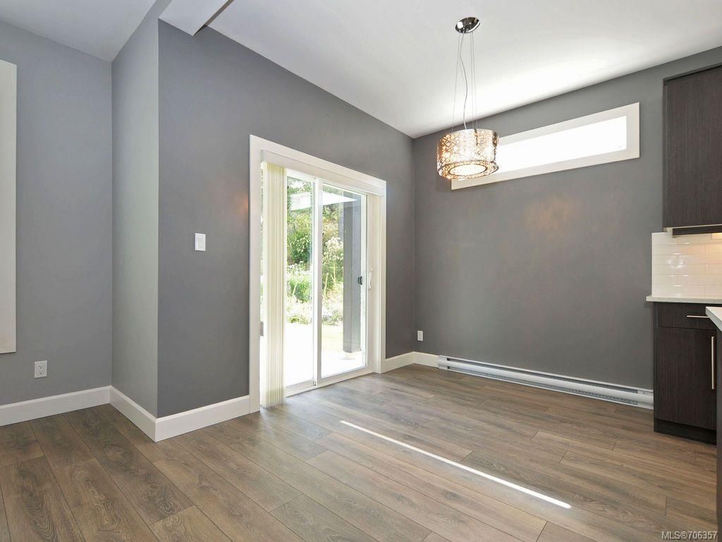 listing image 16040487608263663184