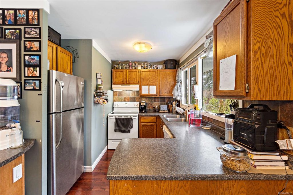 listing image 16044067463016638049