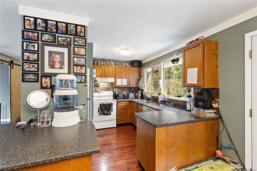 listing image 16045004734603161954