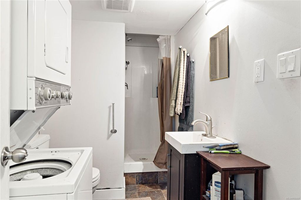listing image 16045134486626982420