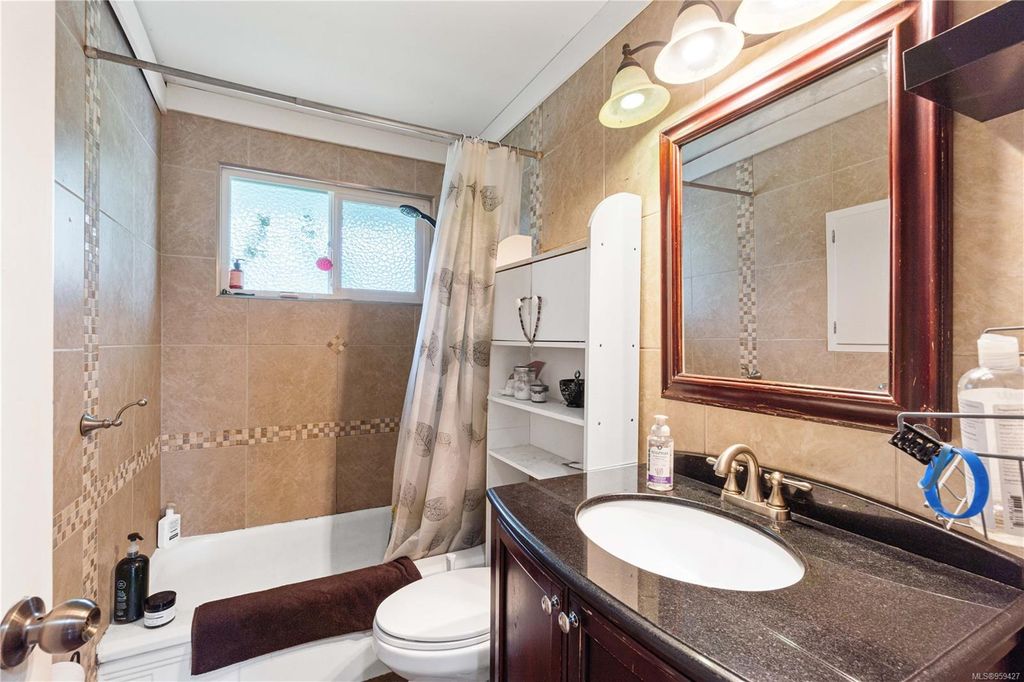 listing image 16048017696738012058