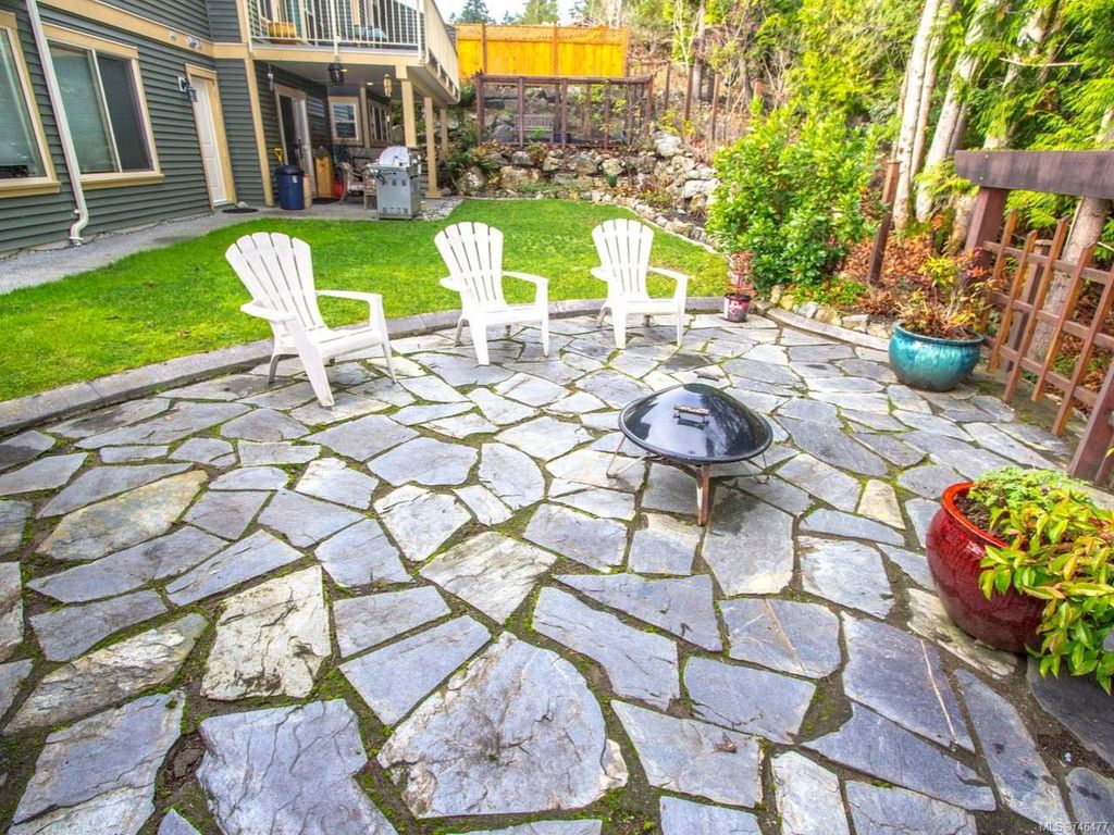 listing image 16044223224057398443