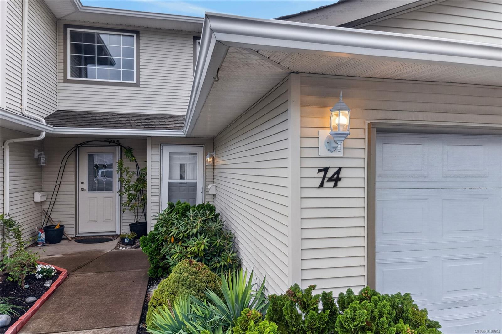 717 Aspen Rd 74