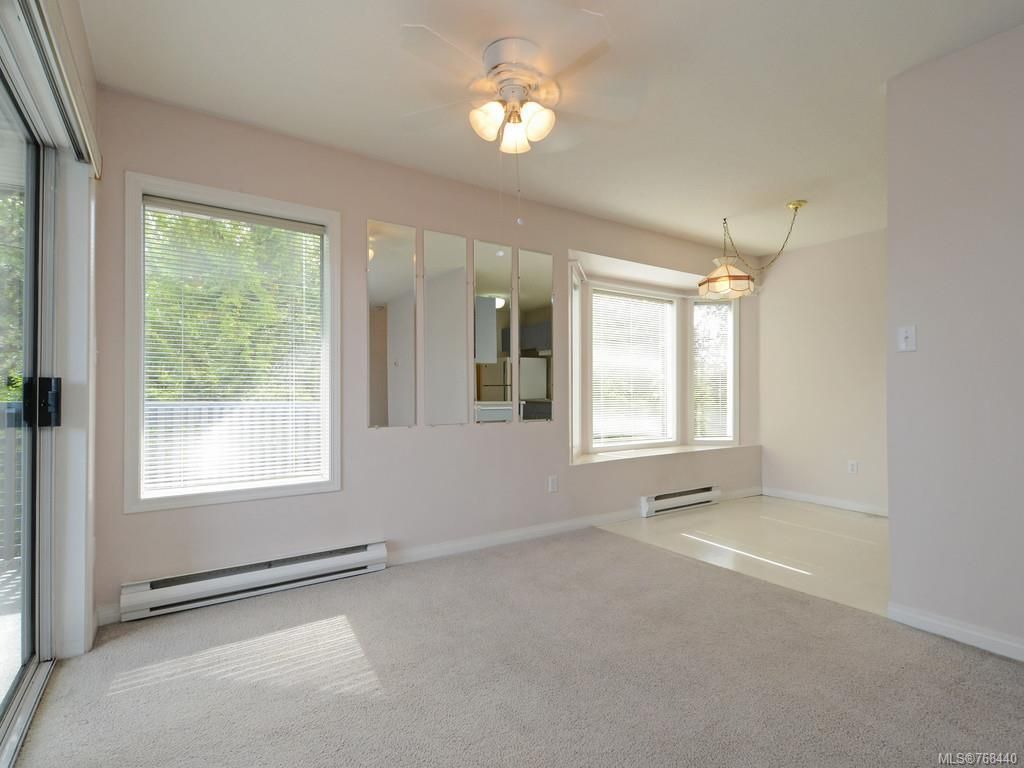 listing image 16049384399203890280