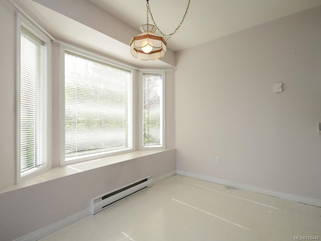 listing image 16040774865107825423