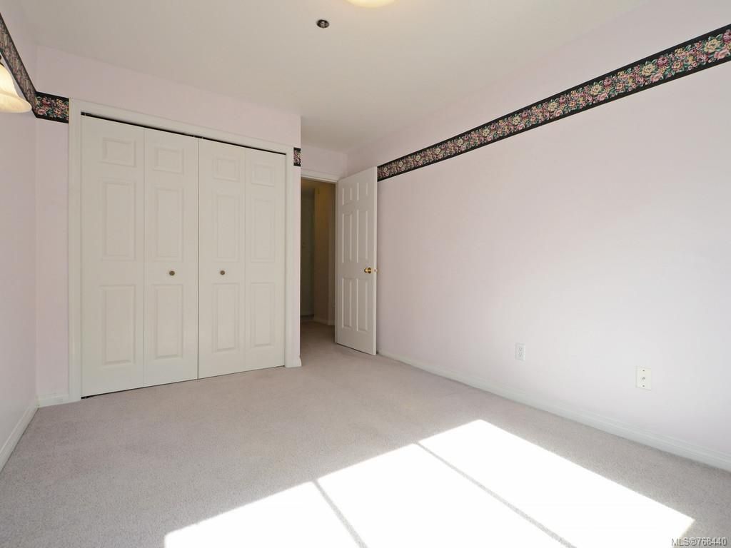 listing image 16047894486789787522