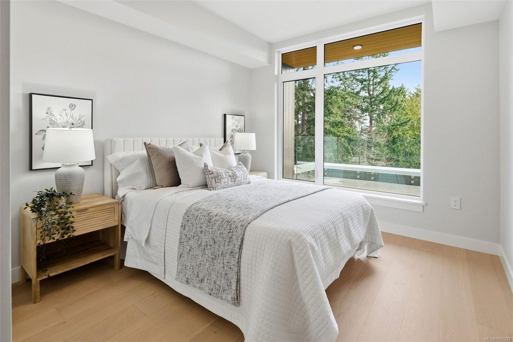 listing image 16047749346699921909