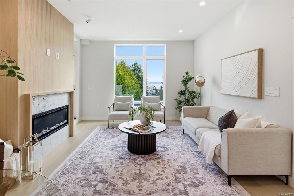 listing image 16040794689985884086