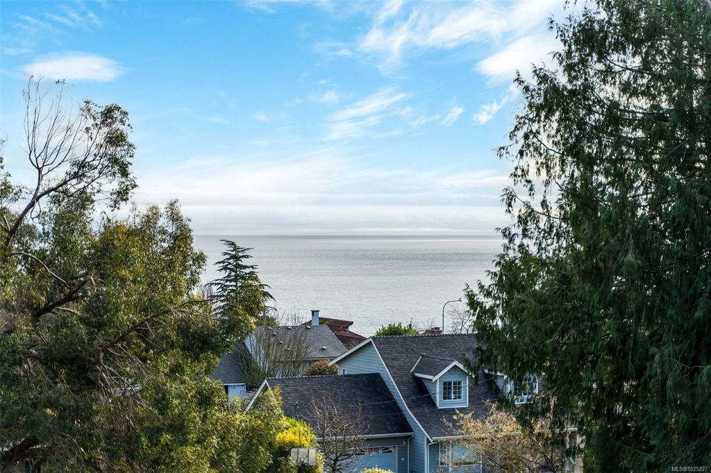 listing image 16047475643163399208