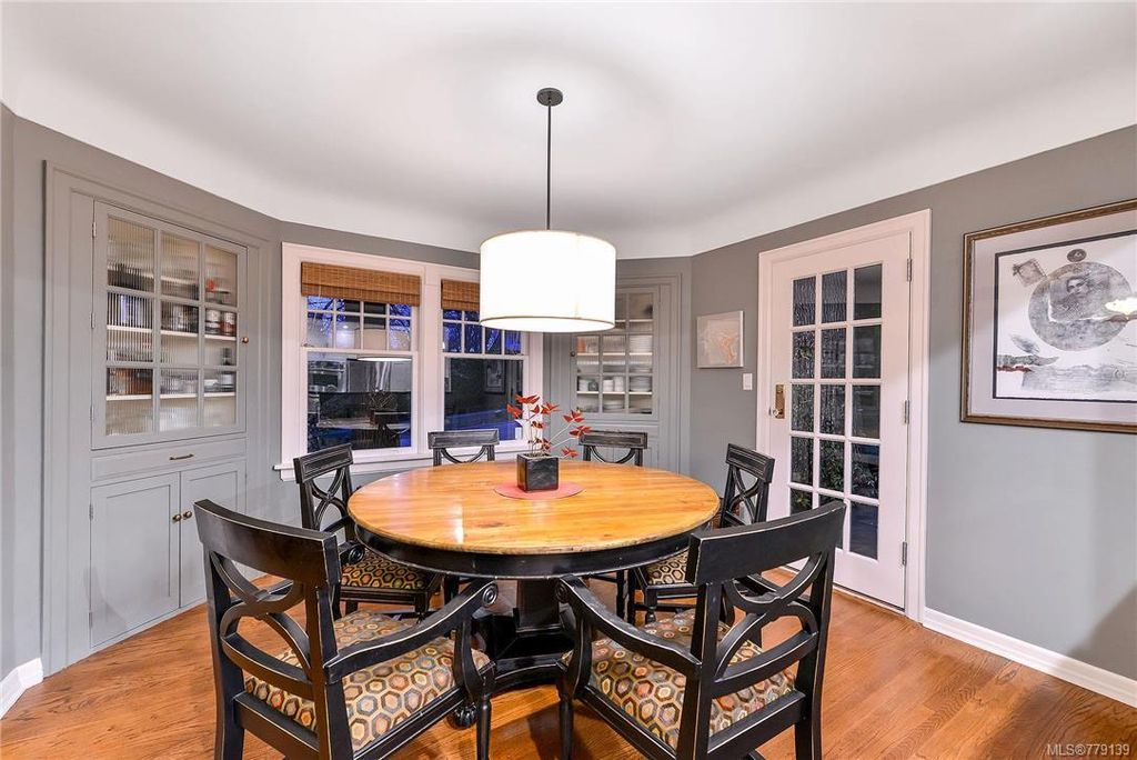 listing image 16044788375043547886