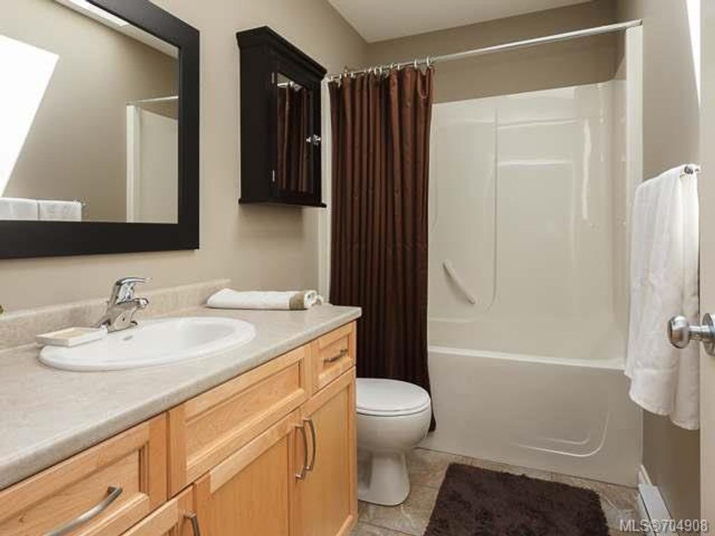 listing image 16044561854777097247