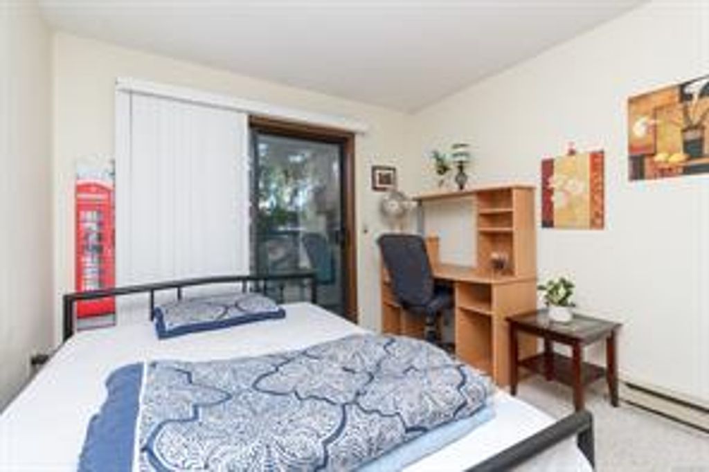 listing image 16045238414806300097