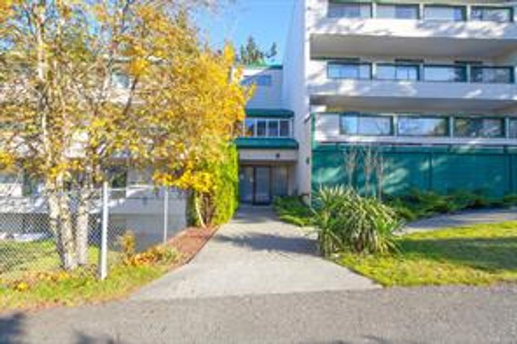 listing image 16049427840446401844